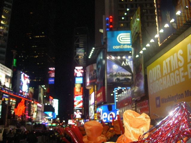 NYC New Years 2003, photograph 22